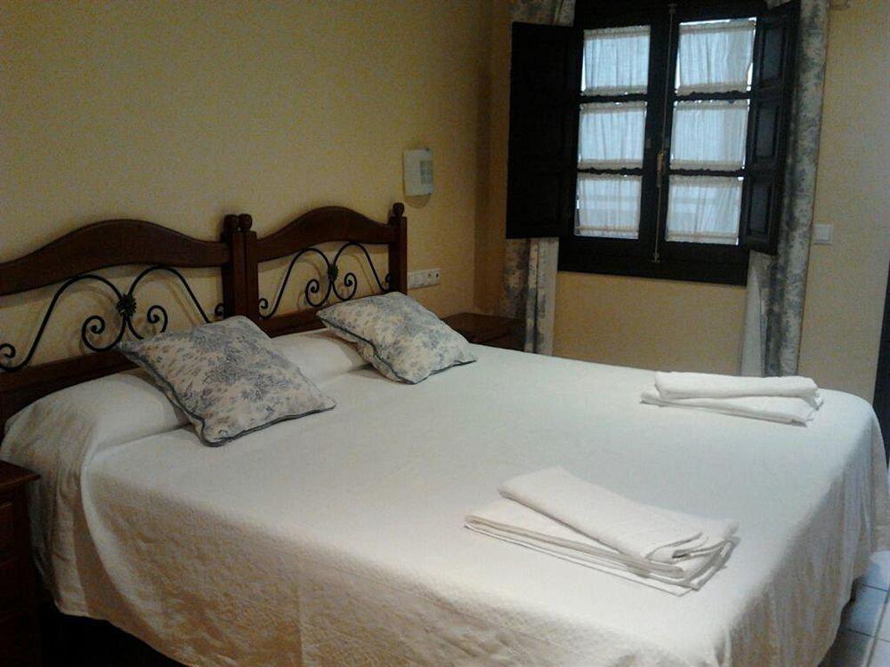 Hostal Azahar Kordoba Zewnętrze zdjęcie