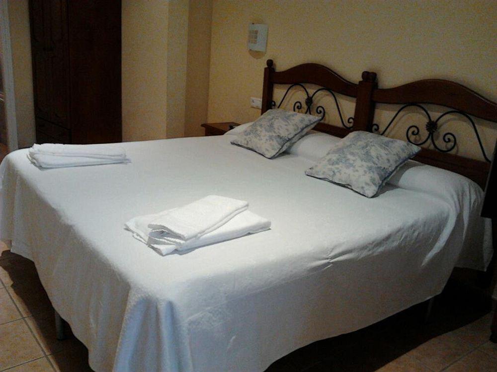 Hostal Azahar Kordoba Zewnętrze zdjęcie