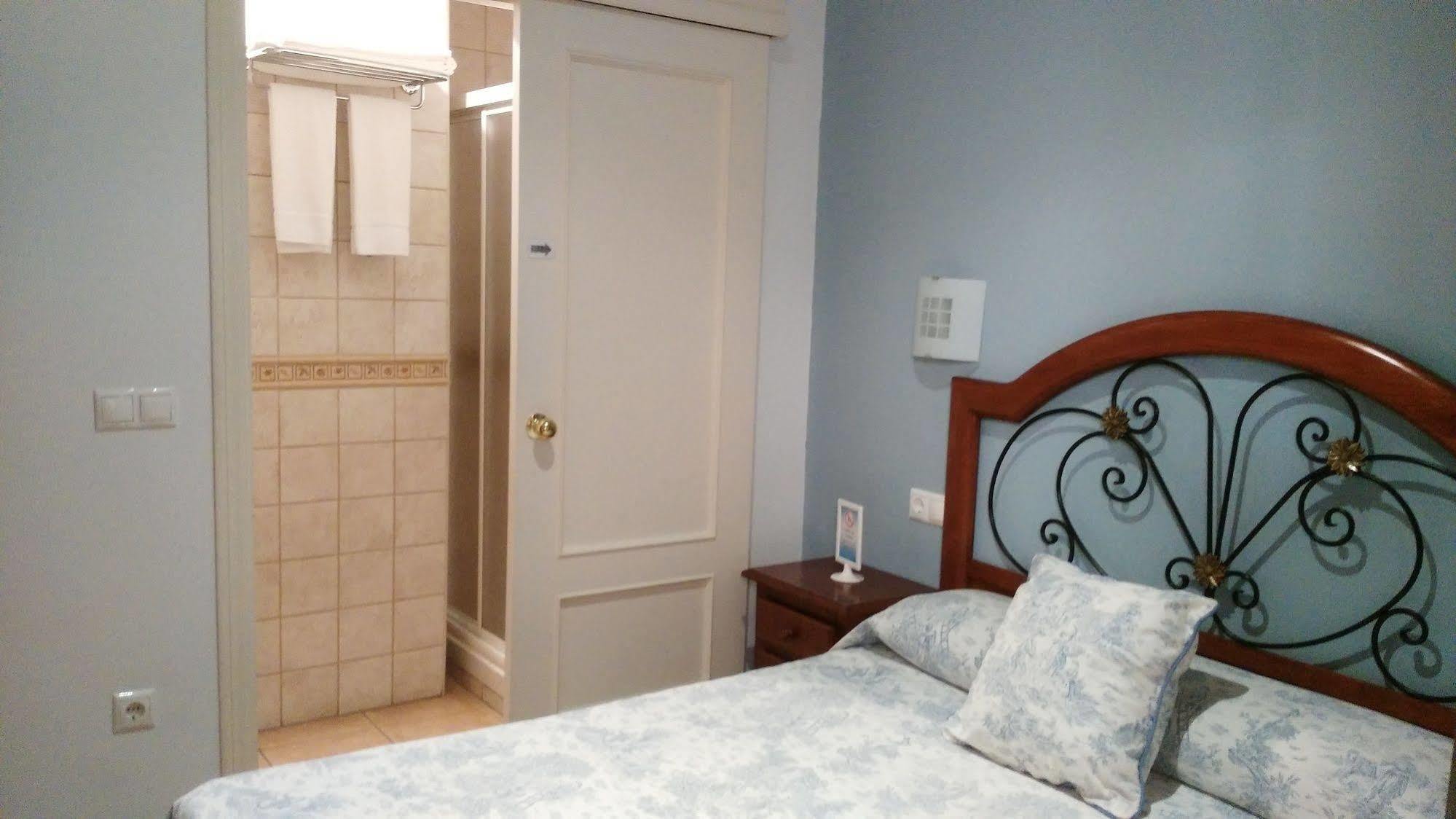 Hostal Azahar Kordoba Zewnętrze zdjęcie