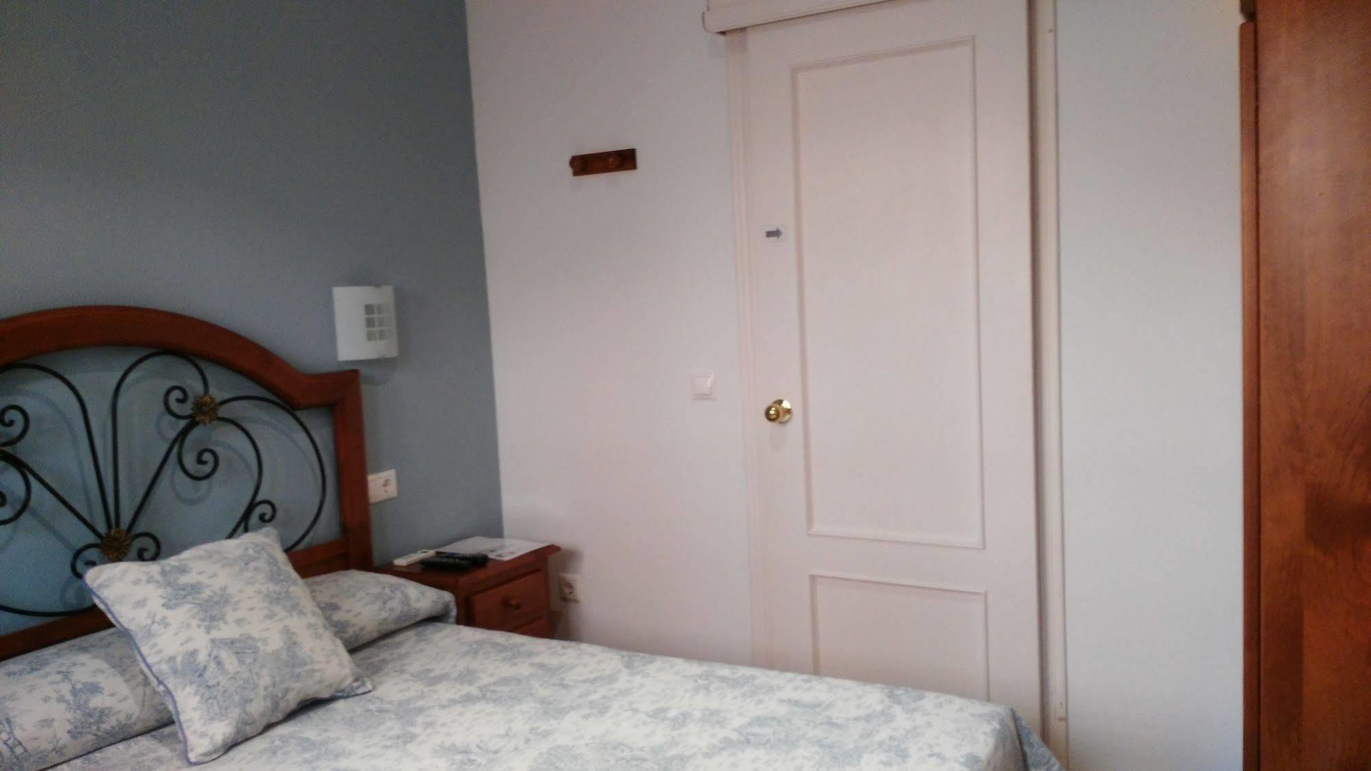 Hostal Azahar Kordoba Zewnętrze zdjęcie
